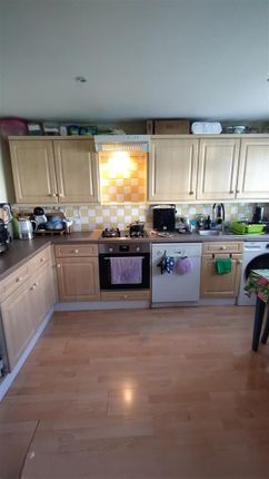 00, Buckland Road, Chessington photo 2