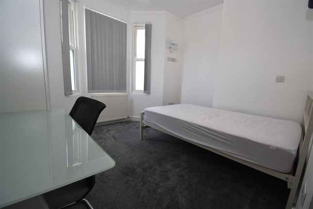 45, George Street, Leamington Spa photo 3