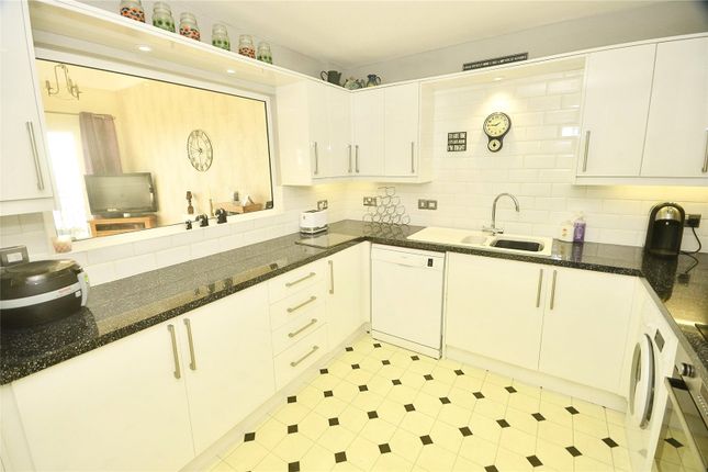 Flat for sale in The Saltings Apartments, The Saltings, New Romney