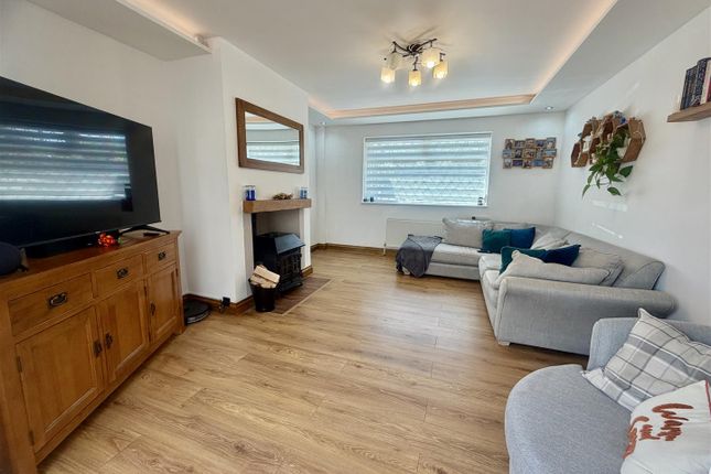 30, Primrose Avenue, Leeds photo 4