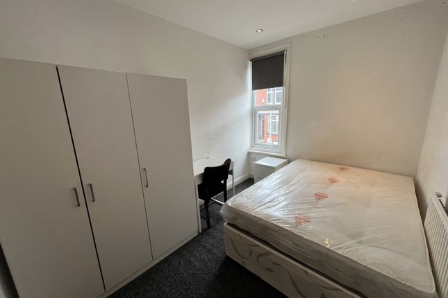 Hartley Grove, Leeds photo 4