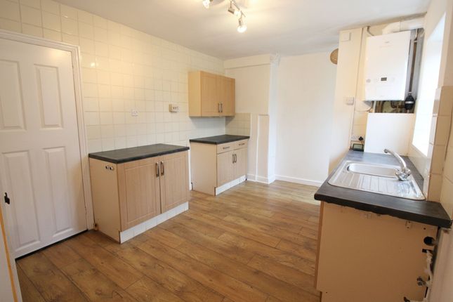 9 Maes Gruffydd, Mold photo 3