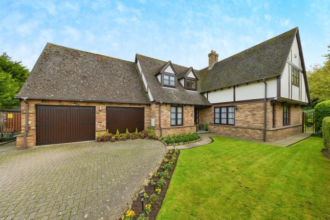 Detached house for sale in Ivel Gardens, Biggleswade, Bedfordshire