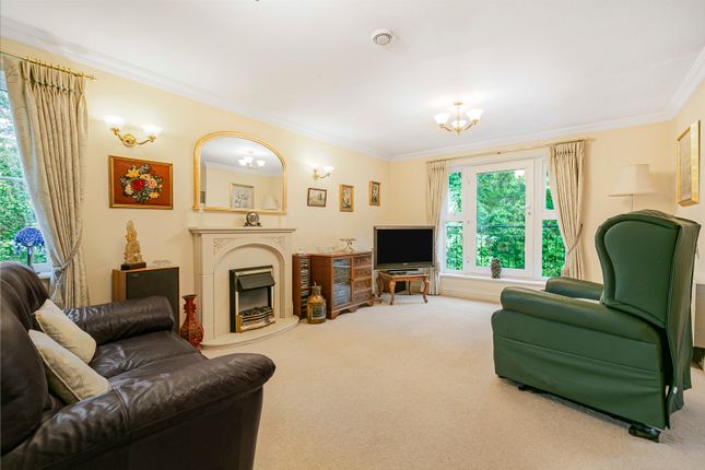 Flat 32, Pegasus Court,, Albany Place, Surrey photo 2