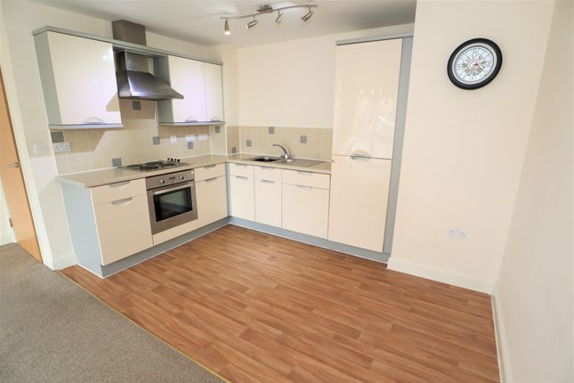 197, Riverside Drive, Lincoln photo 4