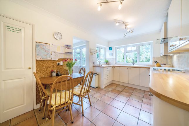 129, Park Road, Surrey photo 3