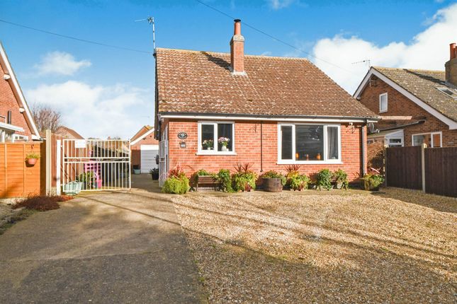 Detached bungalow for sale in St. Michaels Lane, Wainfleet St. Mary, Skegness