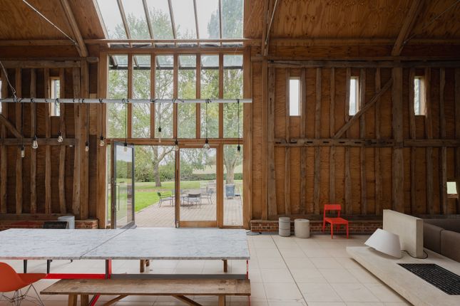 311957 - Old Barn, Chelsworth-4.Jpg