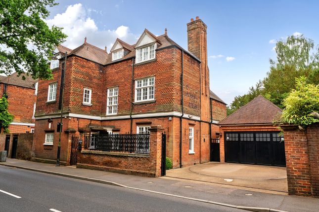 Thumbnail Link-detached house for sale in St. Pauls Cray Road, Chislehurst, Kent