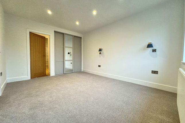 Property for sale in Orchard Close, Wendover, Aylesbury