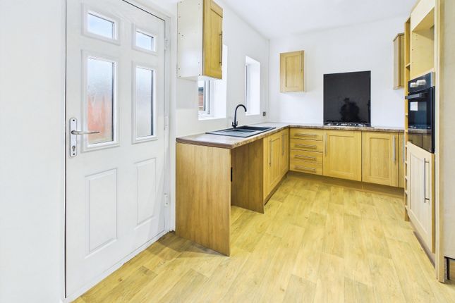 10, Eccles Road, Orrell photo 3
