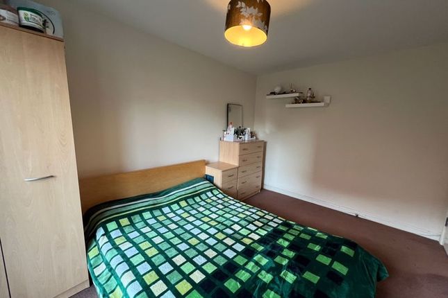 Room 1, 169, Hornbeam Close, Bristol photo 3