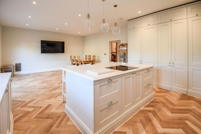 Wyatt Villa, Wyatts Green Road, Brentwood photo 2