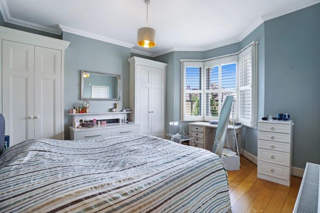 19, Eastmearn Road, London photo 4