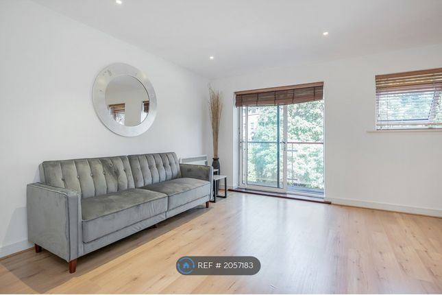 Thumbnail Flat to rent in Highfield Close, London
