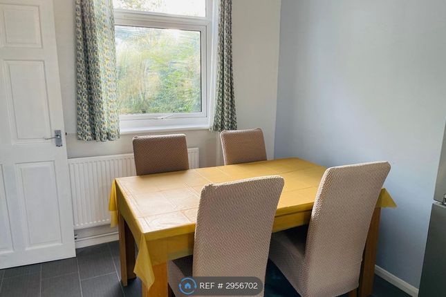 Haydock Avenue, Sale photo 5