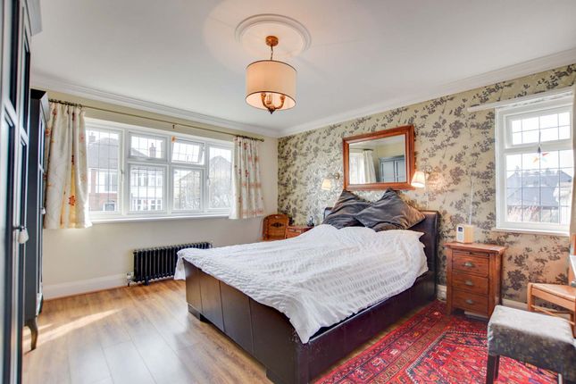 8 Wimborne Road, Leicester photo 3