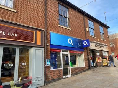 Retail premises to let in 2A Market Street, Wellingborough, Northamptonshire