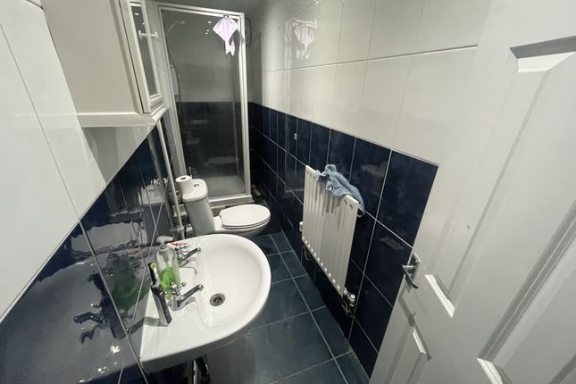 Terraced house to rent in Ashville View, Leeds, West Yorkshire