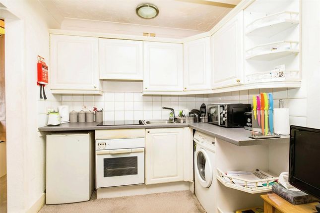 Flat 13, Mill House 7-8,, Marine Drive West, West Sussex photo 2
