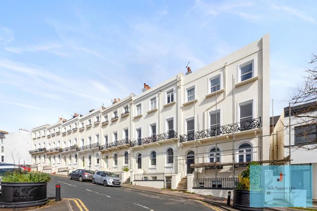1-bed flat on 111, Roundhill Crescent, Brighton, £275,000