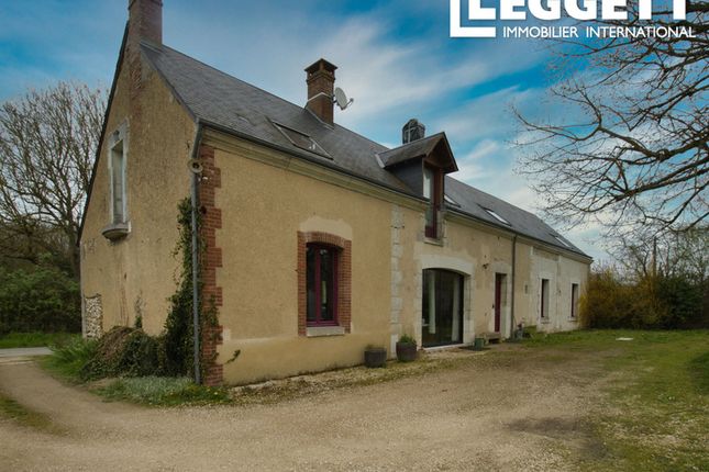 Thumbnail Villa for sale in Montoire-Sur-Le-Loir, Loir-Et-Cher, Centre-Val De Loire