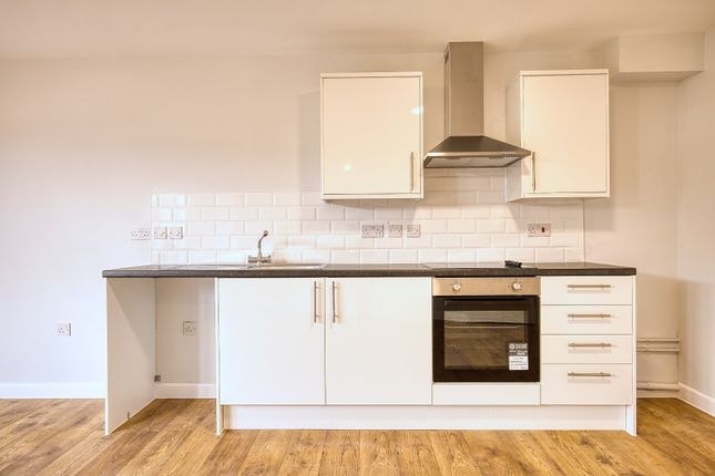 Flat 1, 5-7, Allenby Road, Kent photo 4