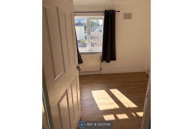 Fleetwood Road, Kingston Upon Thames photo 5