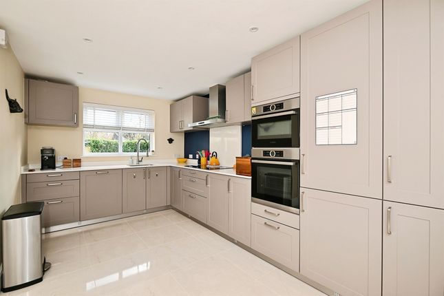 10, Carmelite Road, Aylesford photo 5
