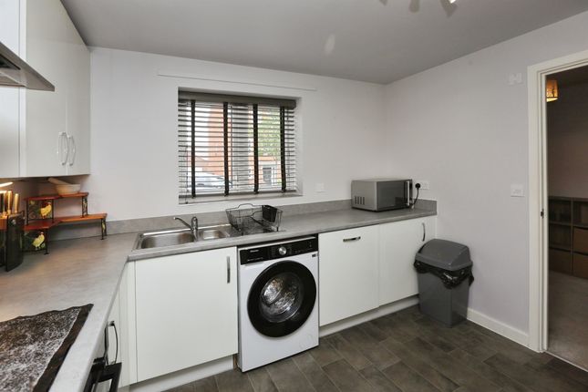 144, Kingsman Drive, SOUTHAMPTON photo 3