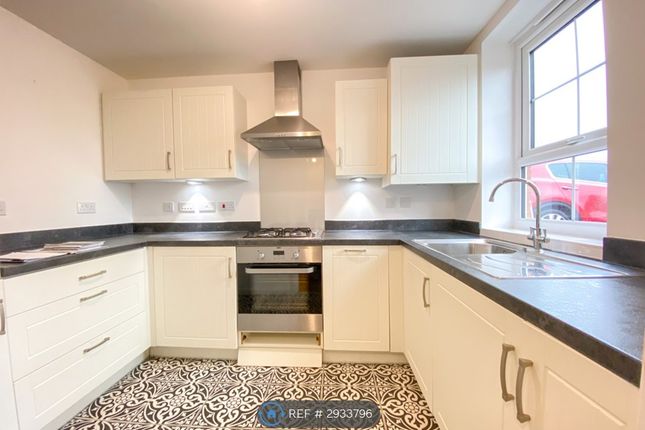 Whitewood Road, Worsley photo 3