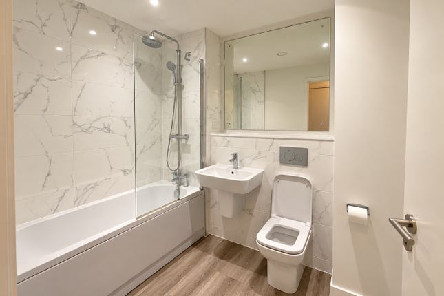 Apartment 78, The Bank Tower 2, 58 Sheepcote Street, Birmingham, B16 8WL photo 3
