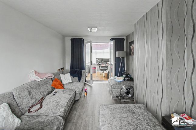 41, Shearman Avenue, Rotherham photo 3