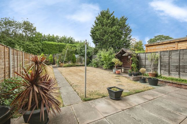 17, Newby Grove, West Midlands photo 4