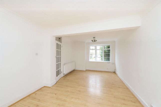 12, Padcroft Road, West Drayton photo 3