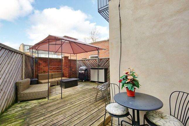 7, Howards Yard, Wandsworth photo 4