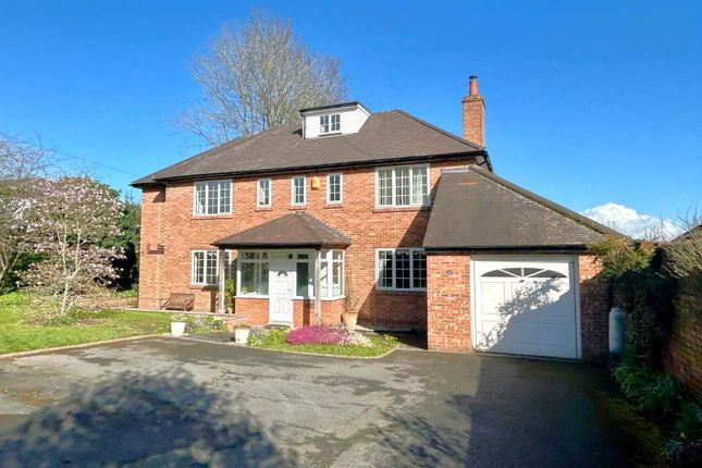 Thumbnail Detached house for sale in Vineyard Road, Hereford