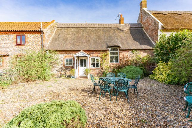 Thumbnail Cottage for sale in Happisburgh, Norwich