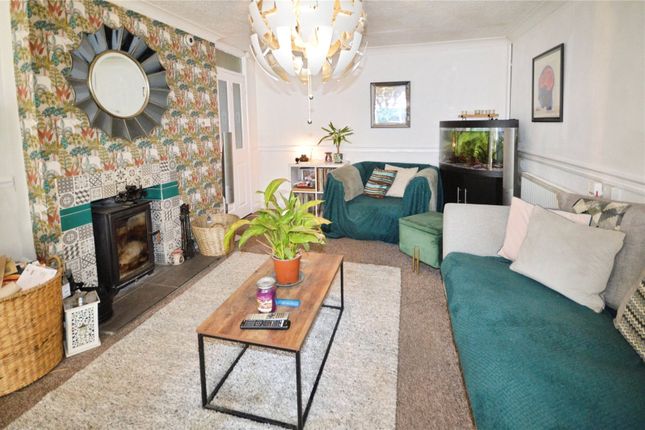 12, Renshaw Drive, Swadlincote photo 4