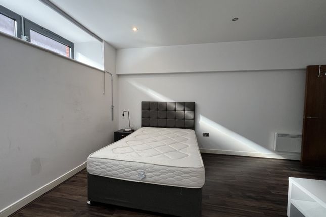 Apartment 107, Kettleworks, 126, Pope Street, West Midlands photo 4
