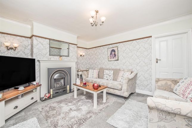140, Blue Hill Lane, Leeds photo 4