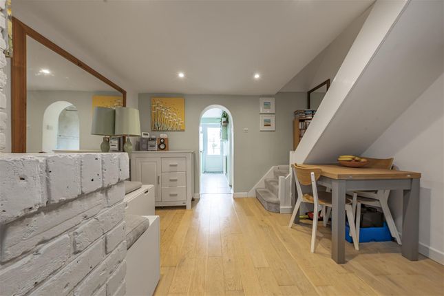 3 Stratton Cottage, Fifield Road, Maidenhead photo 4