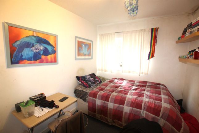Thumbnail Room to rent in 13 Russia Dock Road, London
