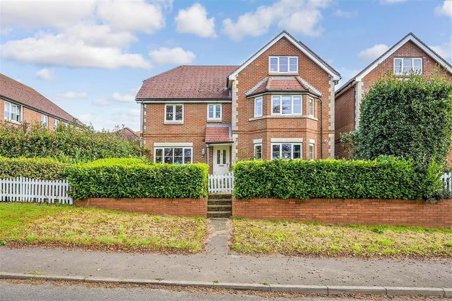 Detached house for sale in Five Heads Road, Horndean, Hampshire