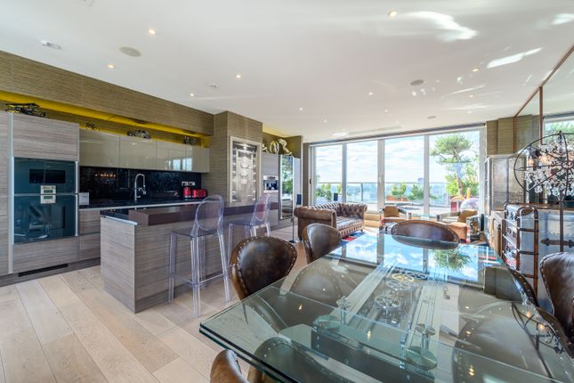 Thumbnail Flat for sale in Baltimore Wharf, Millwall