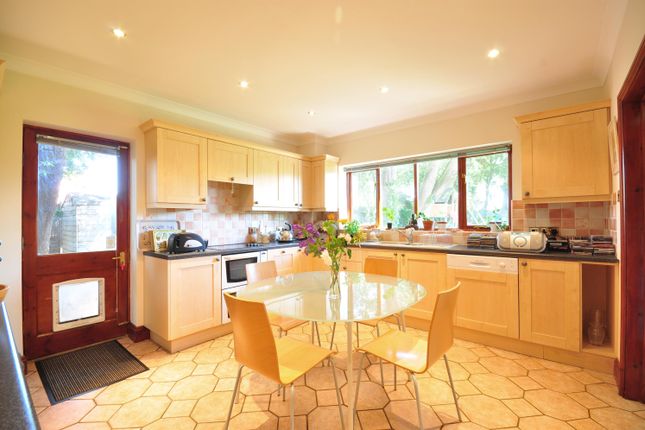 70, Fitzroy Avenue, Broadstairs photo 3