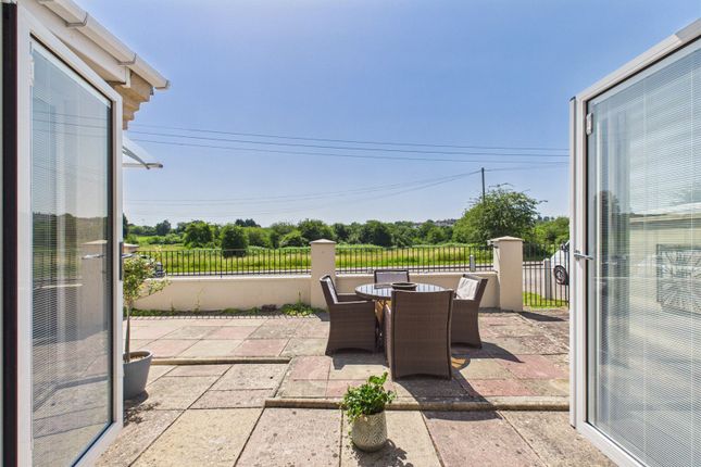 34A,, Siston Common, Bristol photo 4