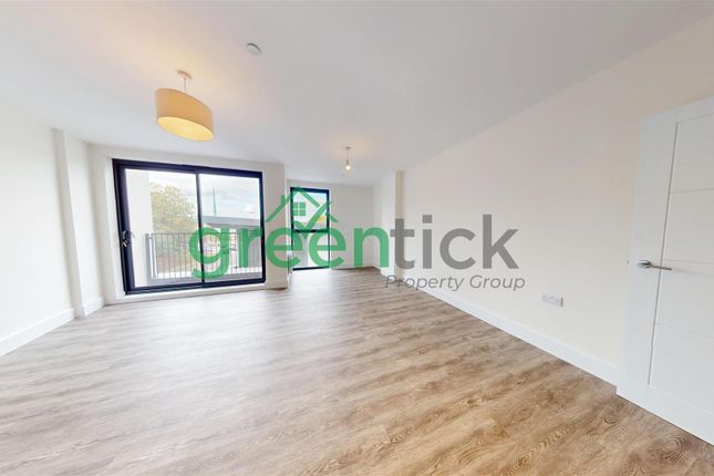 118 The Bays, The Stow, Harlow photo 4