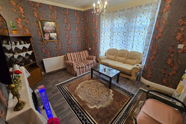 9 Bridgwater Road, Bradford photo 2