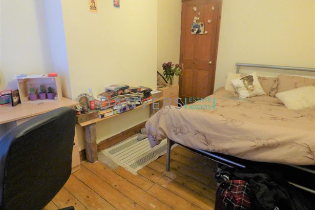 Terraced house to rent in Gaul Street, Leicester